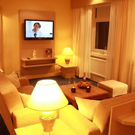 Roehrsdorfer Hof Hotel 3*