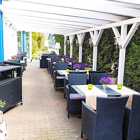 Roehrsdorfer Hof فندق 3*