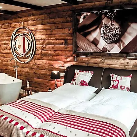 فندق Roehrsdorfer Hof 3*