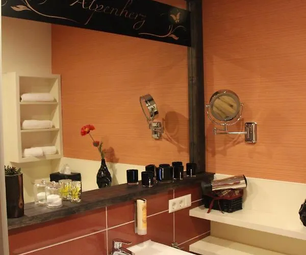 Hotel Roehrsdorfer Hof 3*